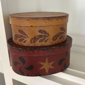 2 Nesting Shaker Boxes